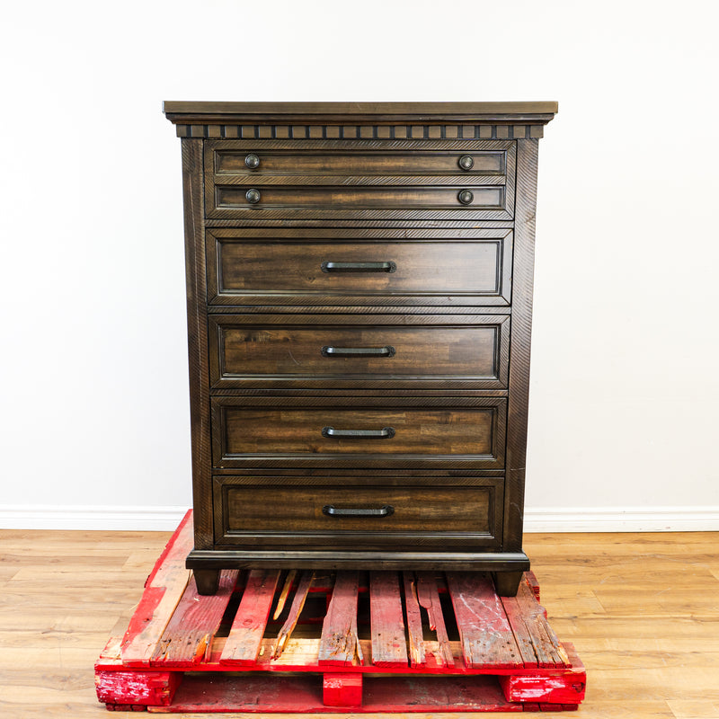 Johnny 40-inch 5-Drawer Chest in Smokey Walnut