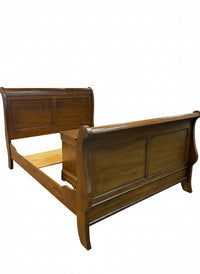 3 - Piece Solid Wood Queen Bedroom Set