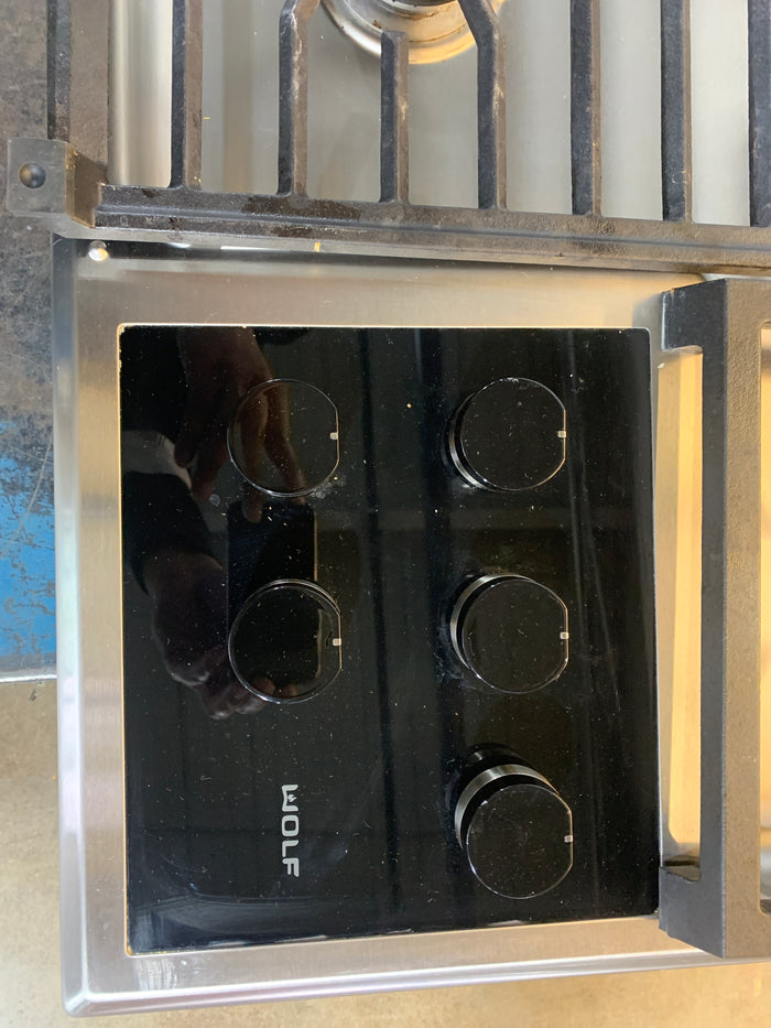 Wolf 36" Natural Gas Cooktop 5 Dual-Stacked Sealed Burners