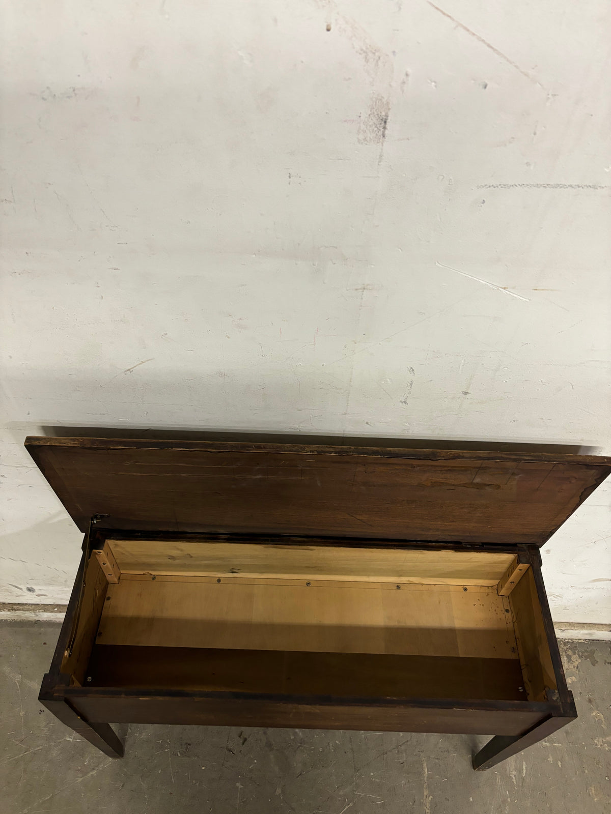 36”W Brown Storage Sidetable