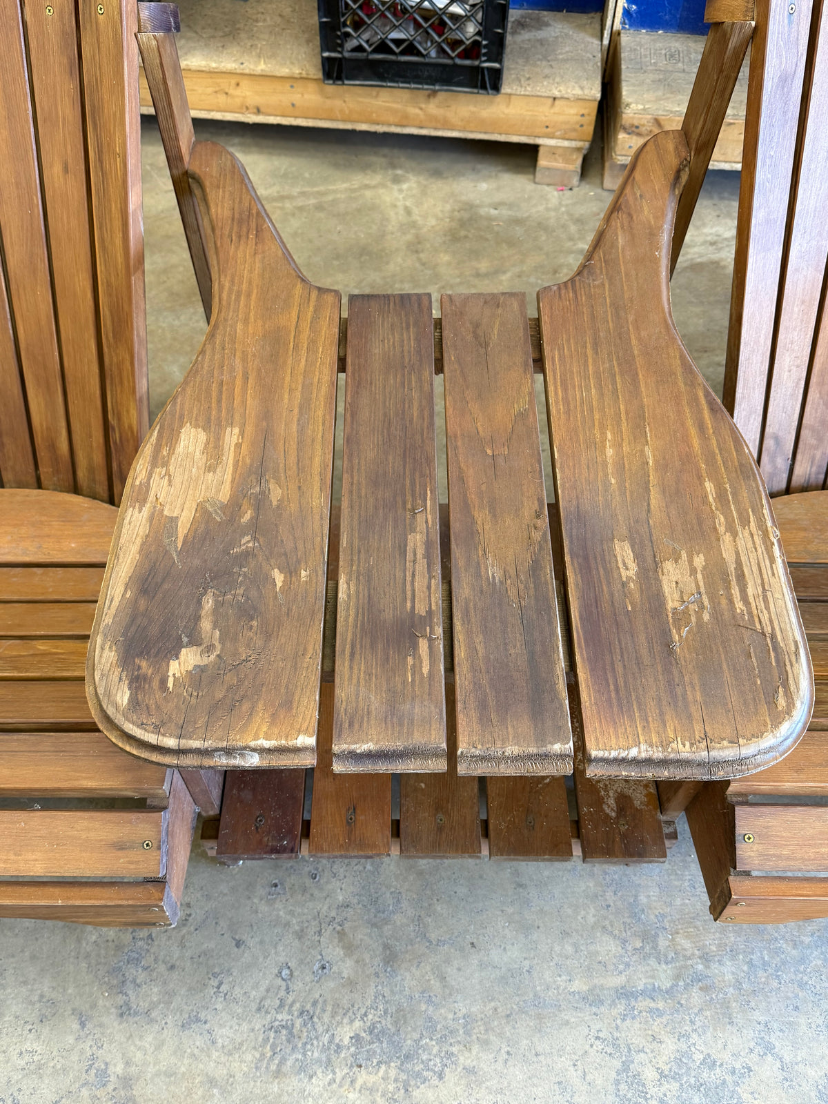 All Things Cedar Tete-a-Tete Set
