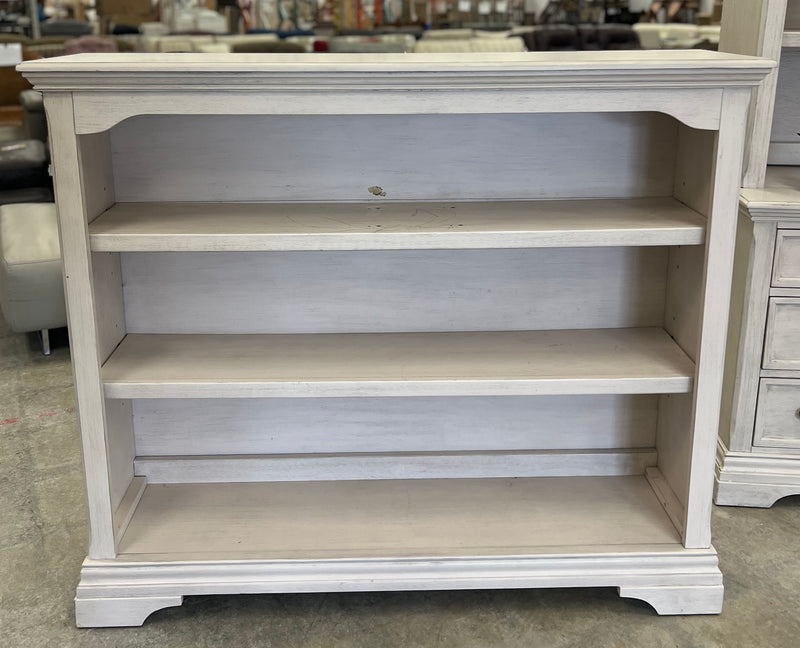 Cream Display Unit