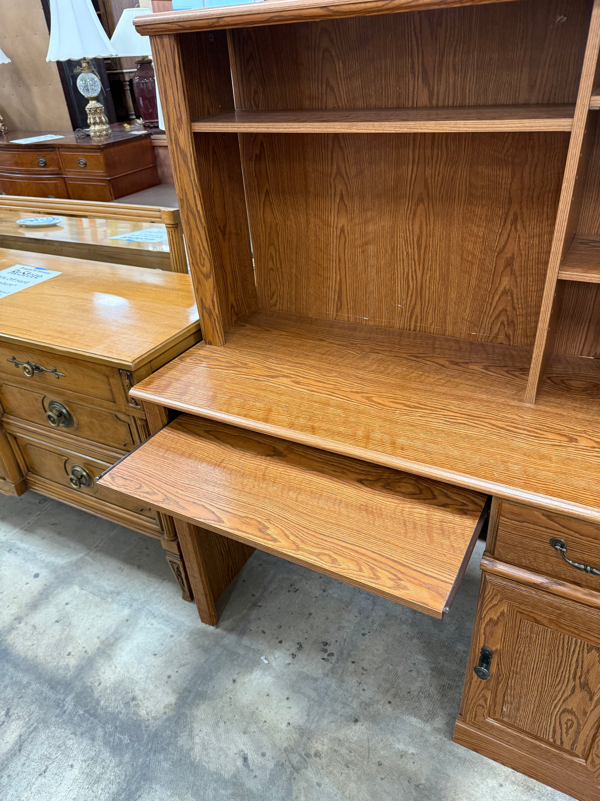 Sauder Orchard Hills Computer Desk with Hutch