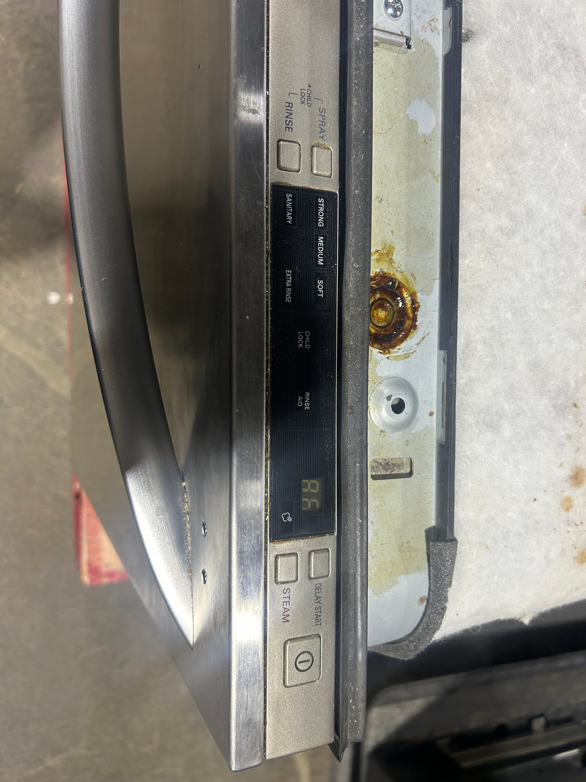 LG Inverter DirectDrive Dishwasher (24")