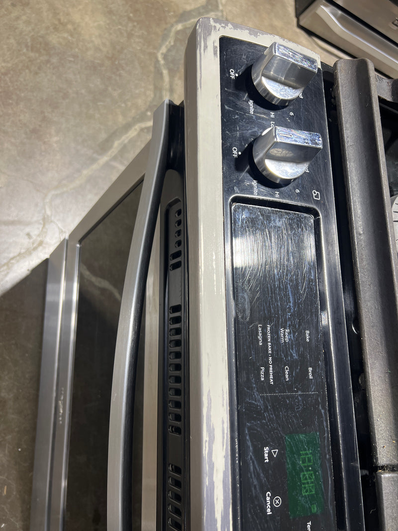 Whirlpool Gas Range With Grates