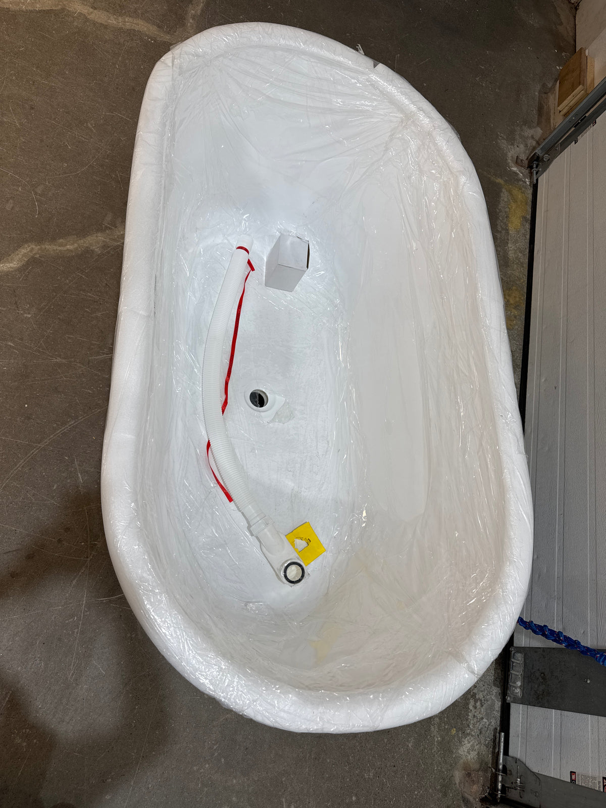54 In. Wide White Acrylic Freestanding Soaking Bathtub