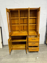 Venturi China Cabinet