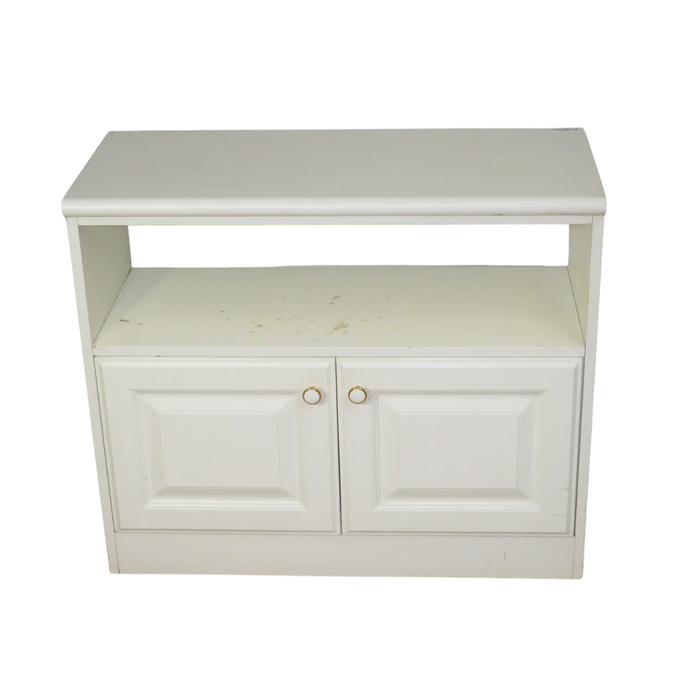 White Kitchen Cabinet
