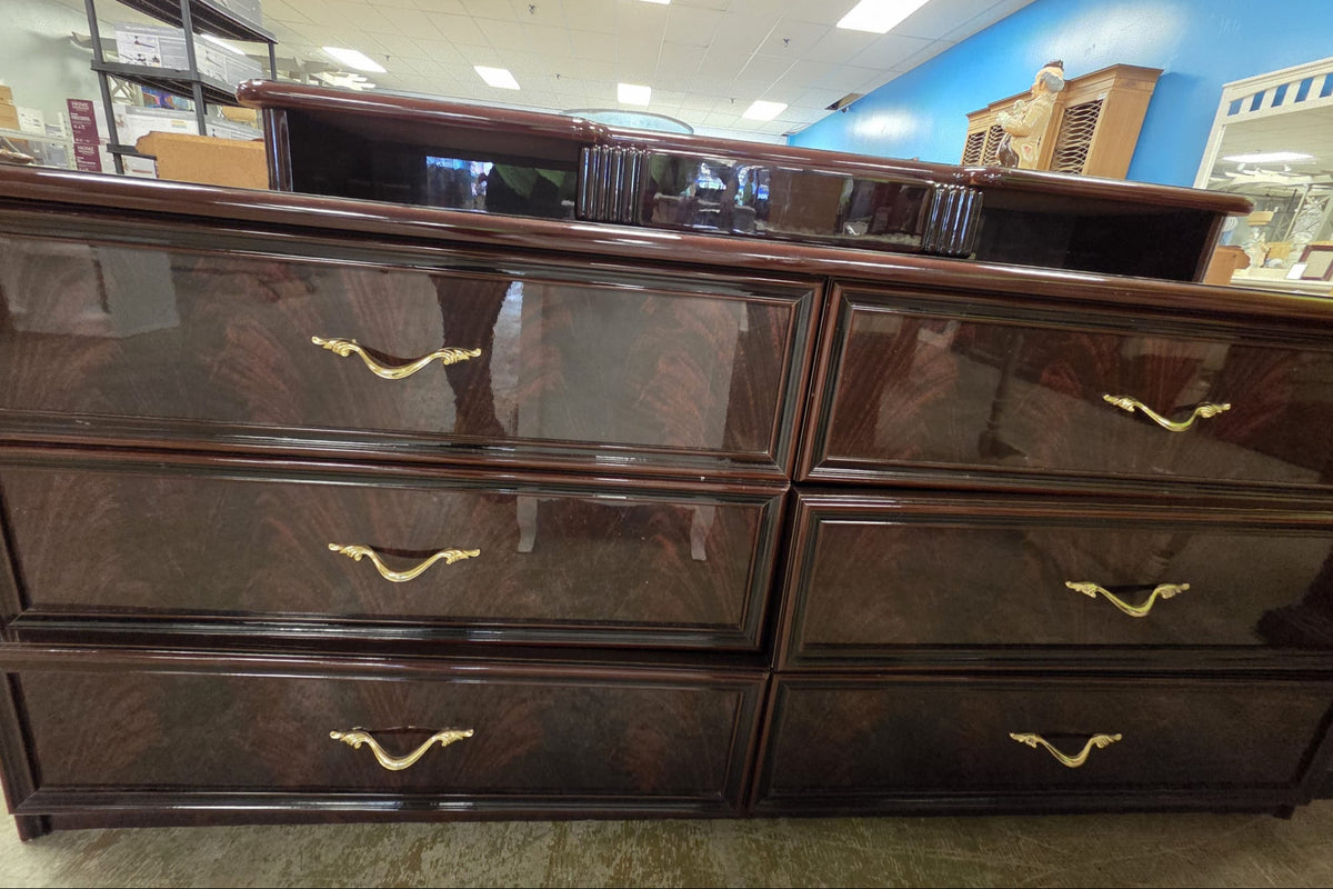 Wooden Cabinet with 7 Drawers