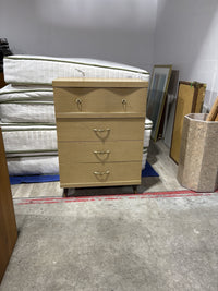 30- Inch Vintage Bassett Dresser