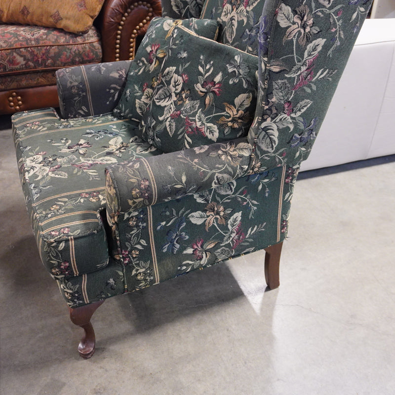 30-inch W Fabric Lounge Chair in Floral Patterned Green