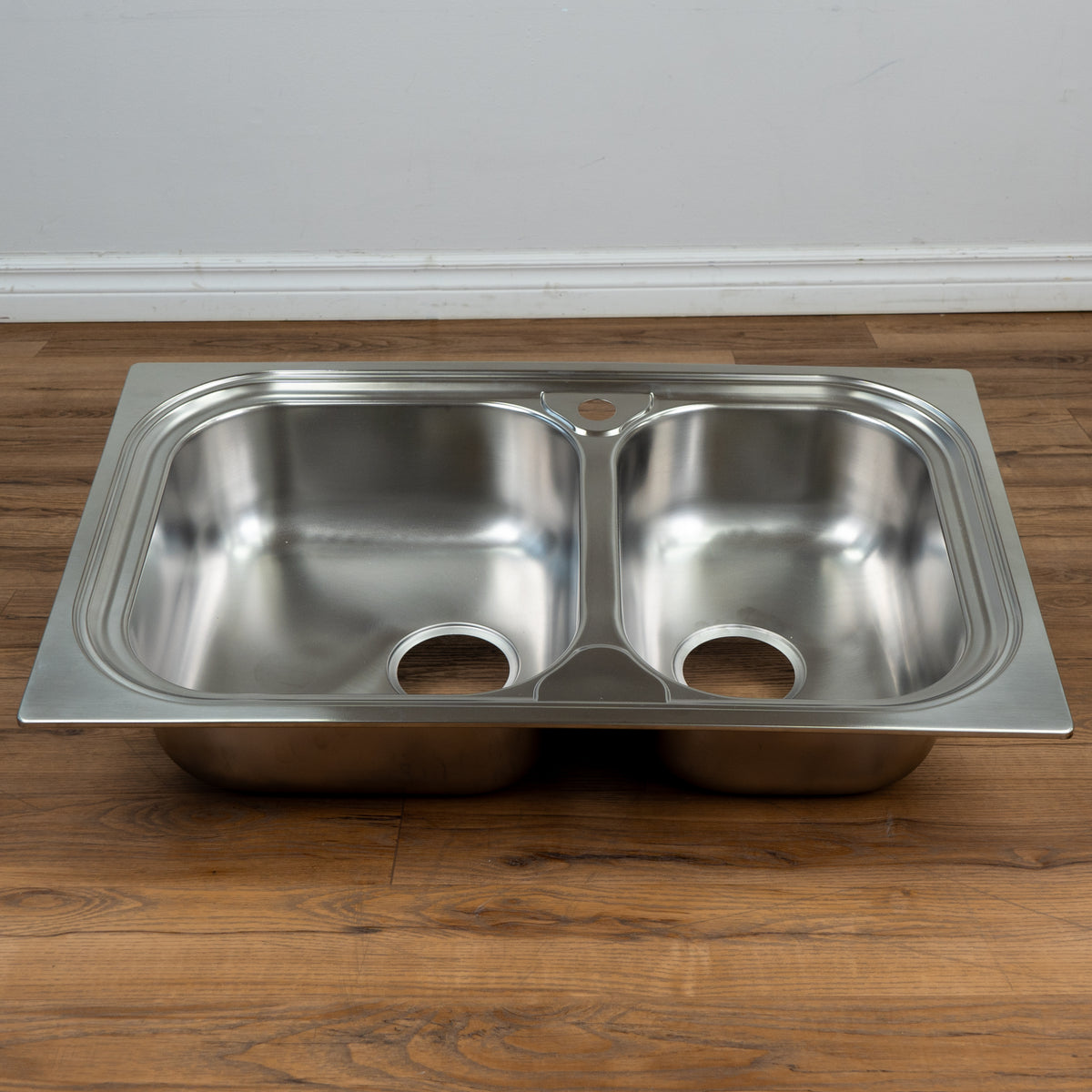 31-inch Bowl and a Half Stainless Steel Sink