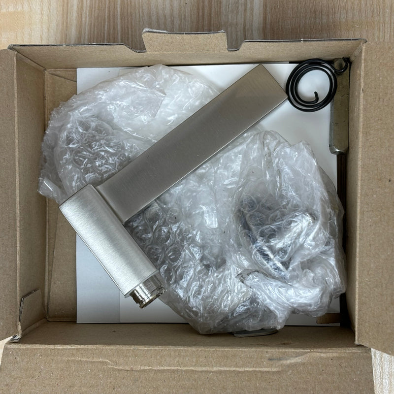 Passage Lever Set, Right Handing in Satin Nickel, 1001LOUMRSRH15