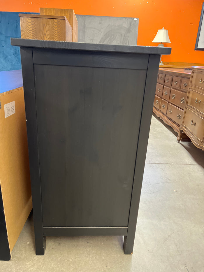 64"W 8-Drawer Dresser in Black