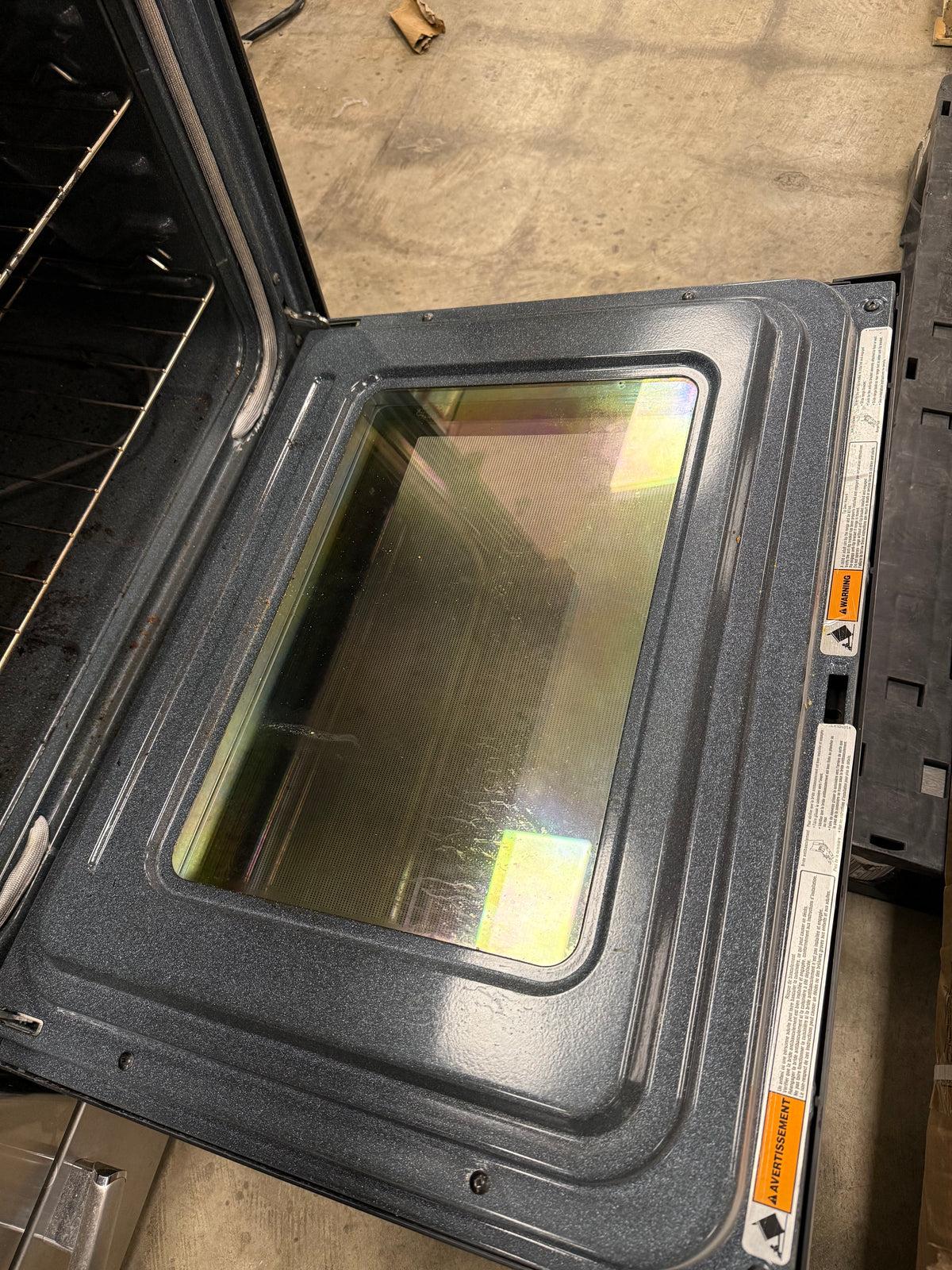 Black Whirlpool 30-inch Electric Range Stove