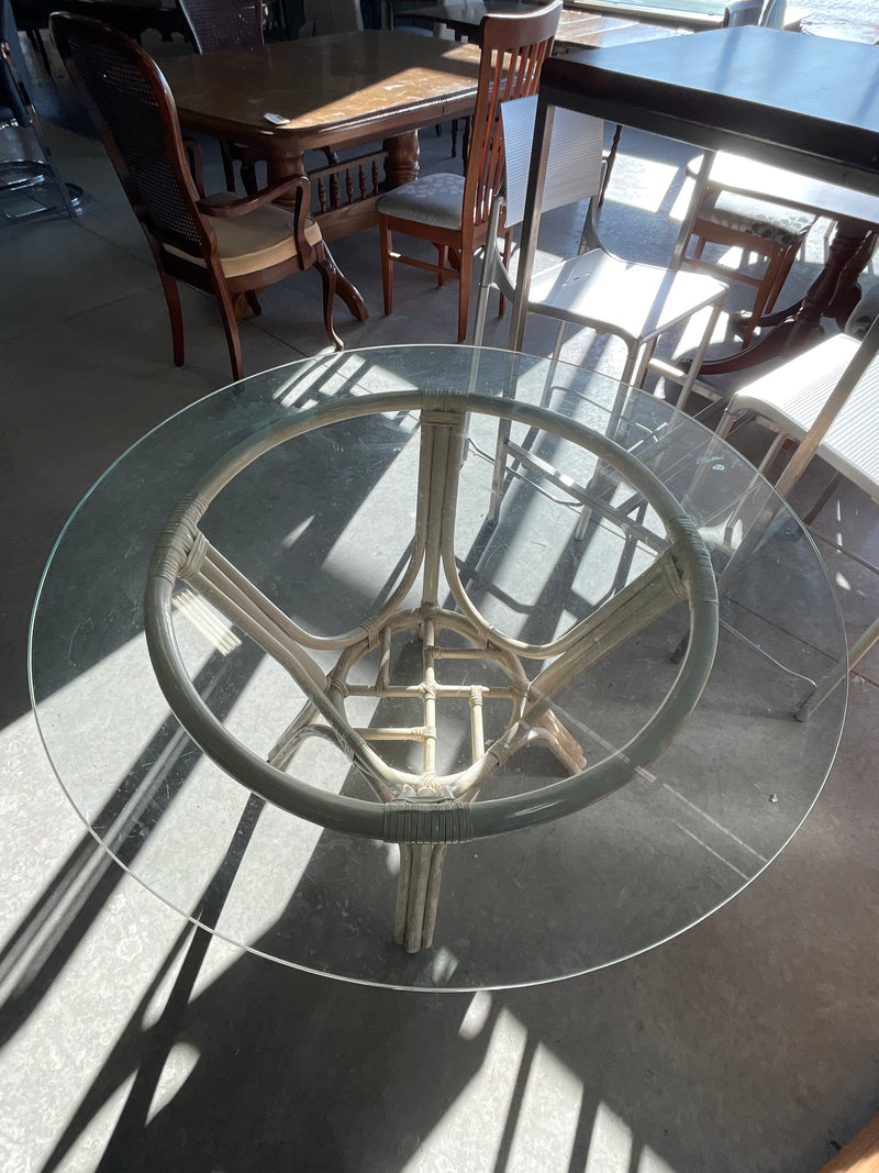 Round table with Glass Top