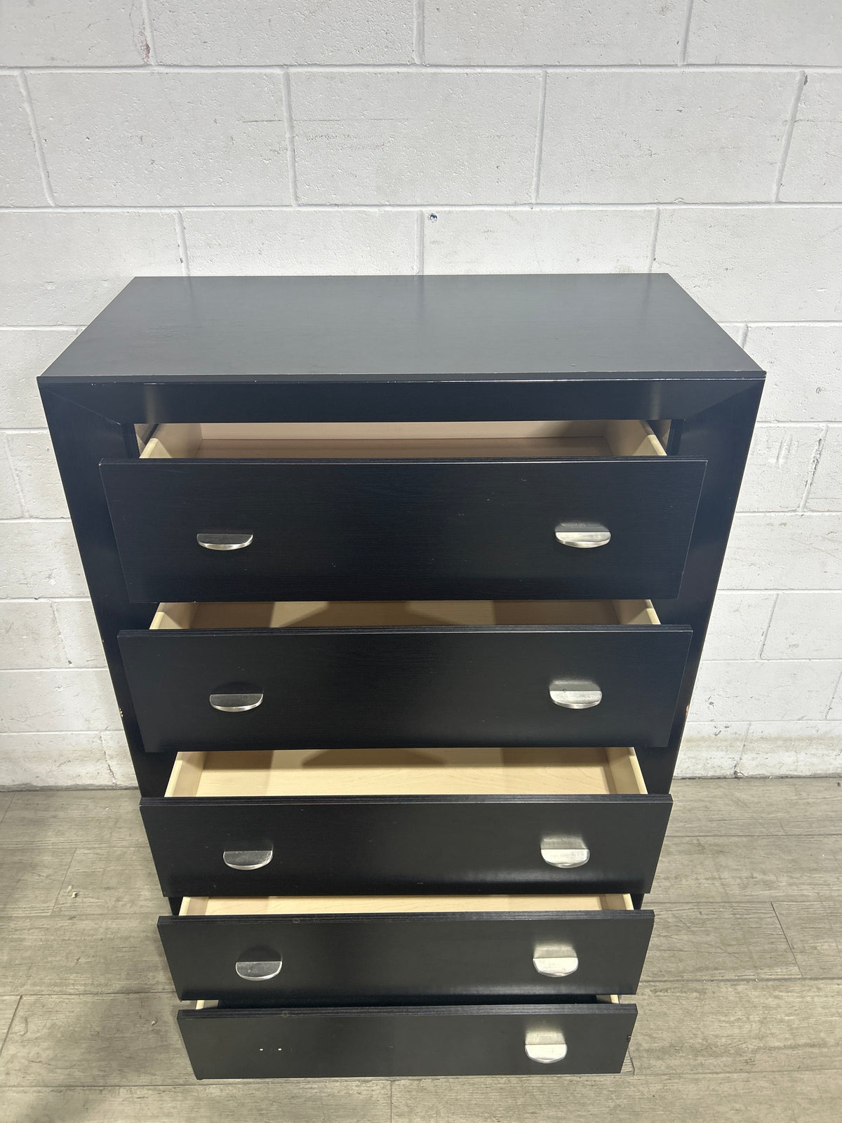 Machi Five-Drawers Dresser