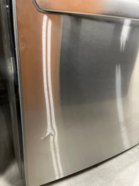 36"W French Door Refrigerator w/ Water Dispenser