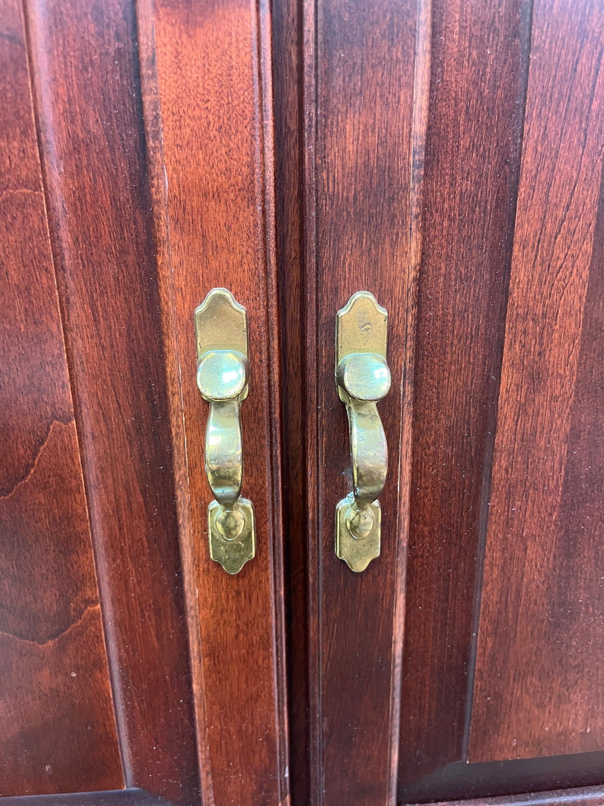 Mahogany Finish Dresser With Brass Hardware