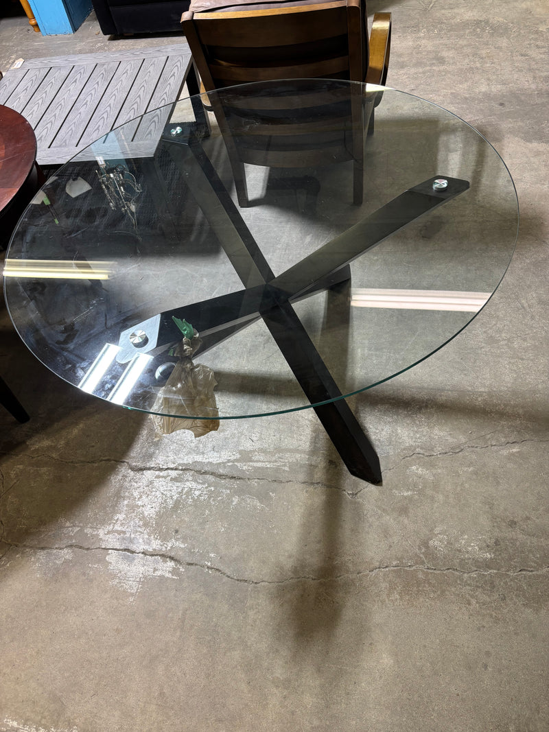 55”Dia Round Glass Table