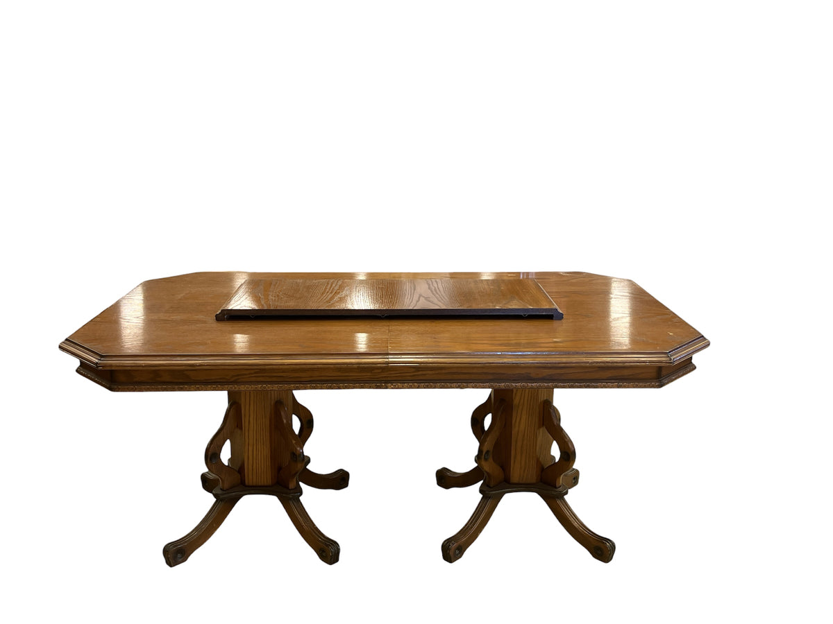 Sanns Dining Table and 4 Chairs