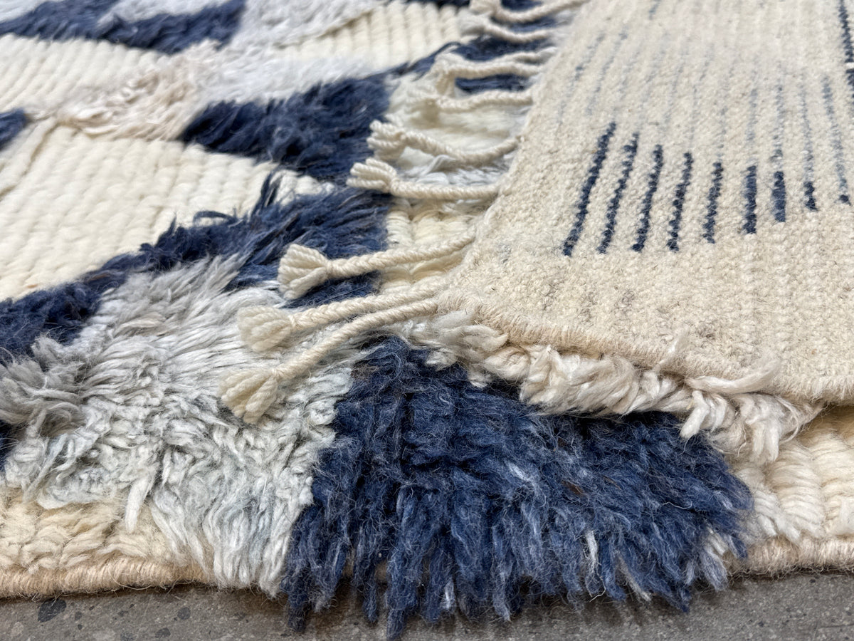 Rug 8' x 5.3'