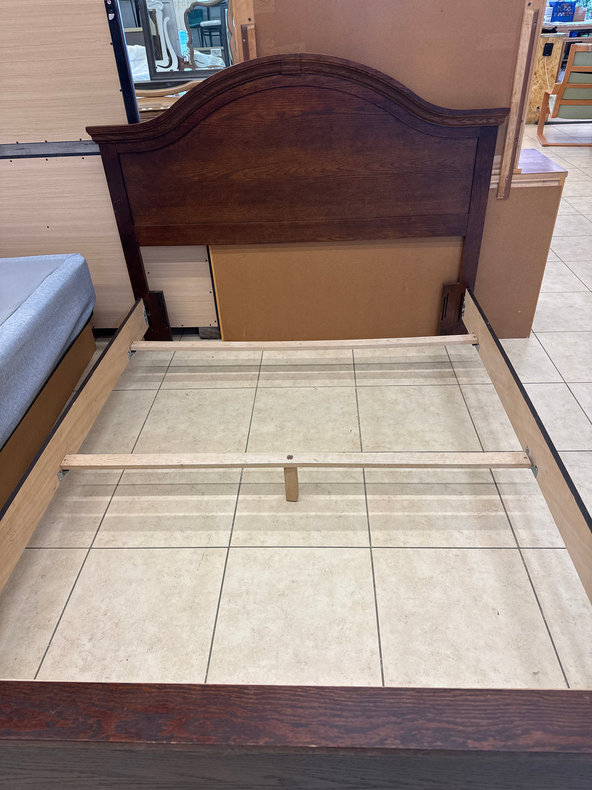 Arches Contemporary Queen Bedframe
