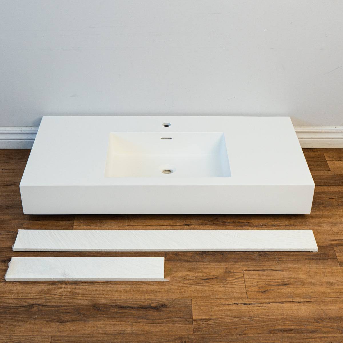 41-inch Porcelain Countertop Sink in White