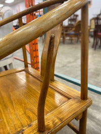 Wood Large Seat Horseshoe Back Accent Chair