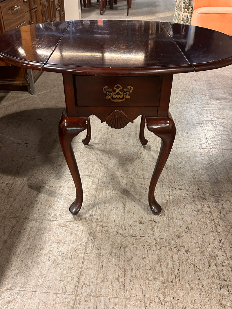 Foldable Cherry Oak Table