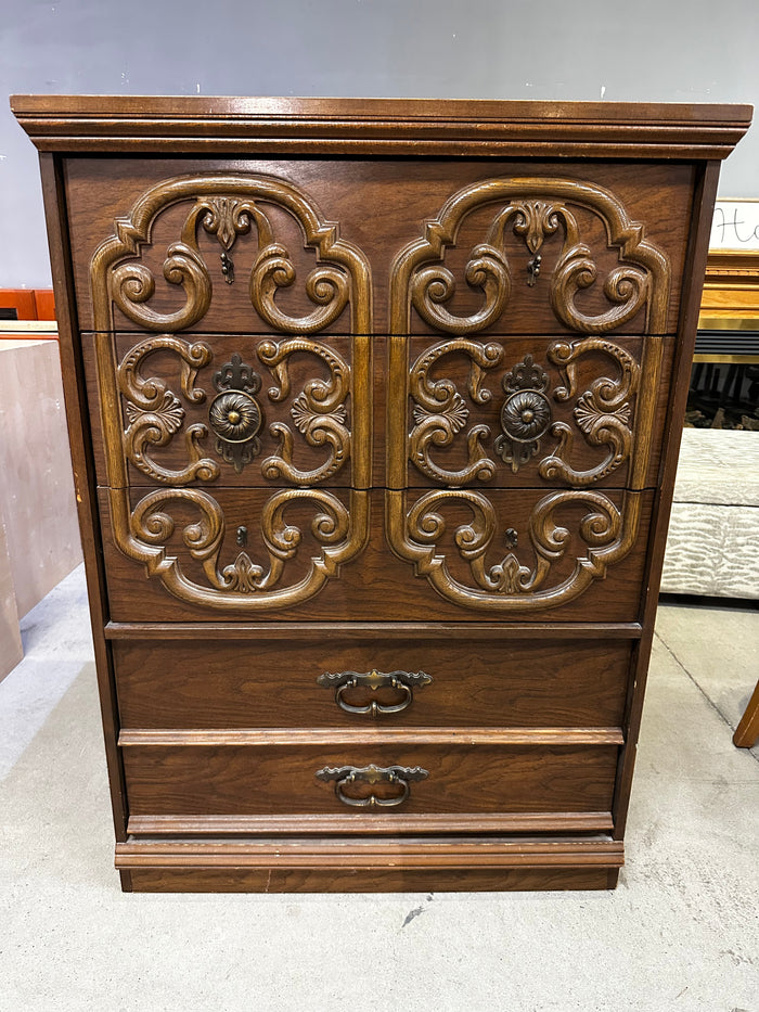 Carved Wood Vintage 5 Drawer Dresser