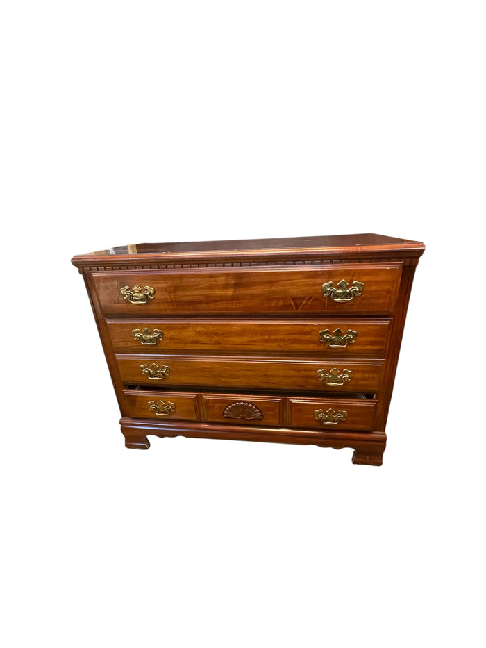 4-Drawer Solid Wood Dresser