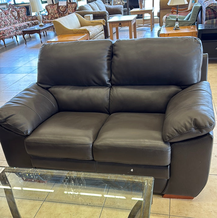 2-Seater Leather Sofa