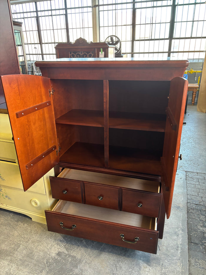 39”W Brown Bedroom Dresser