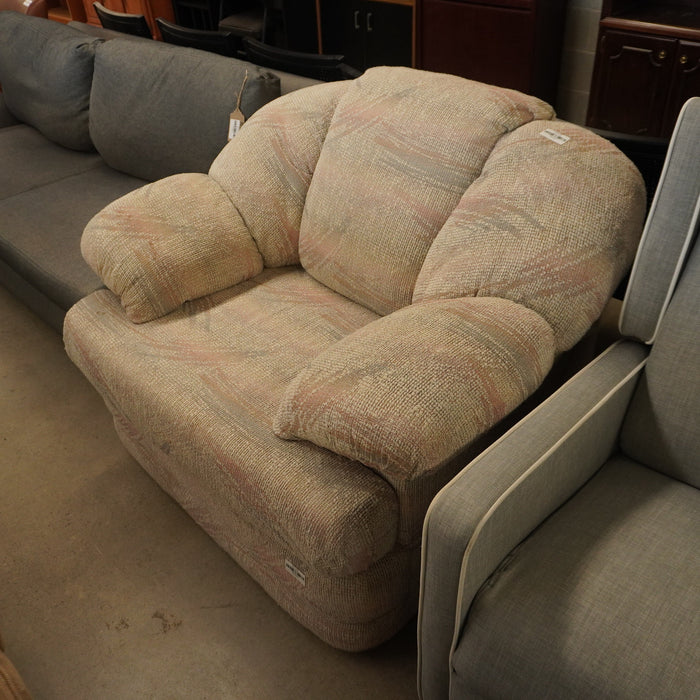 47-inch W Fabric Woven Upholstered Armchair in Multicolor/White