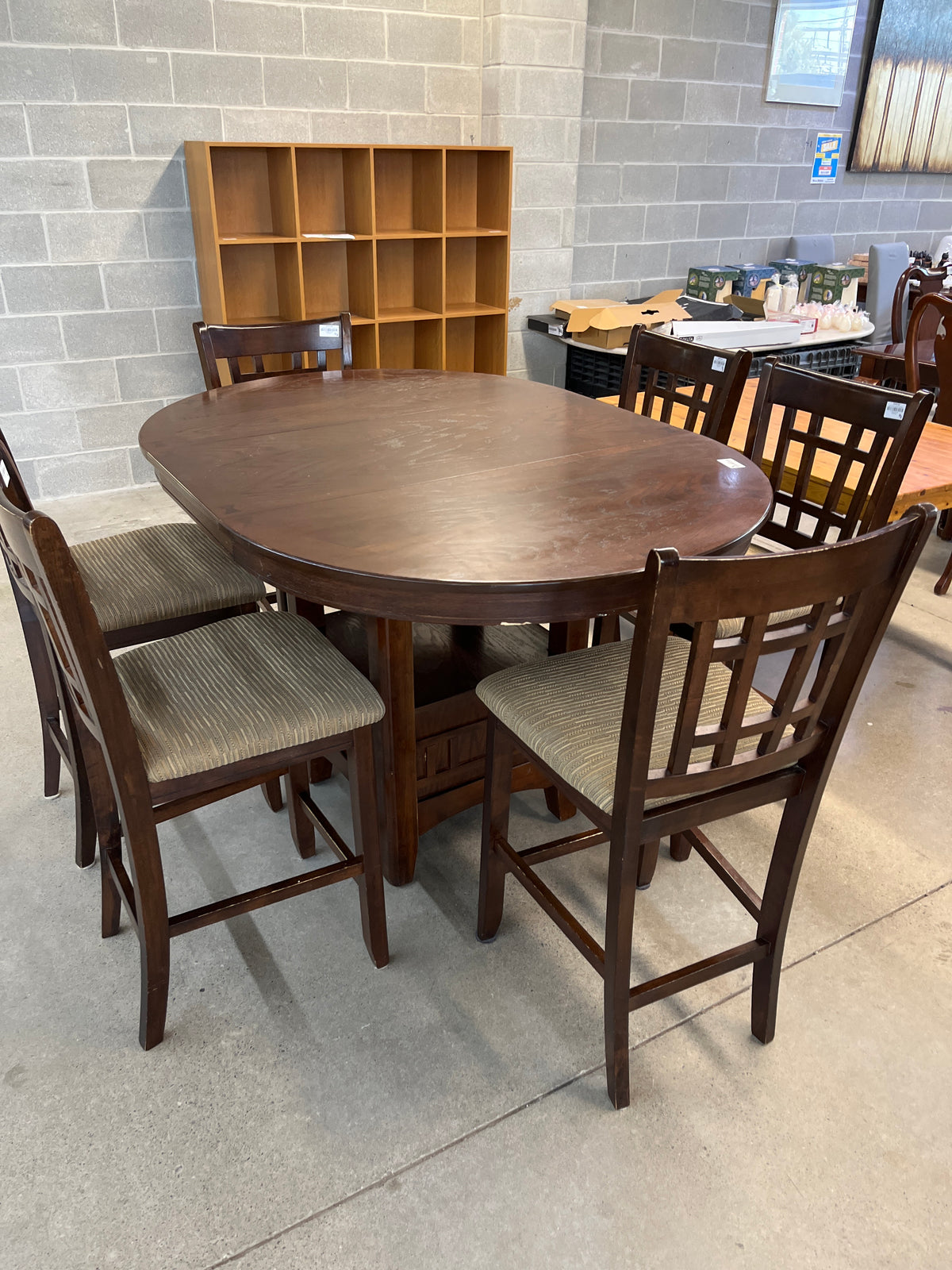 42" Diameter High Top Table Set