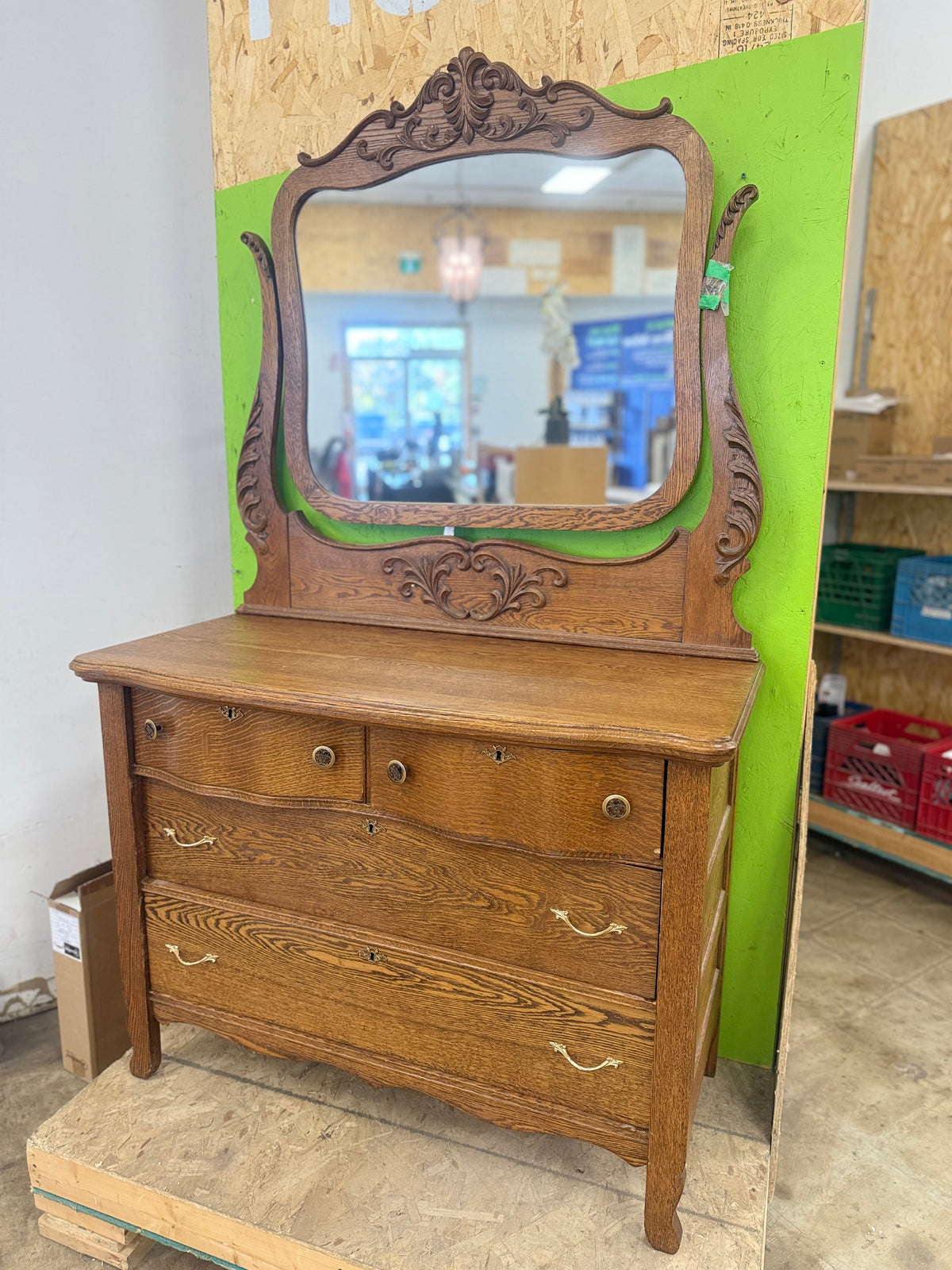 Light Brown Antique Dresser