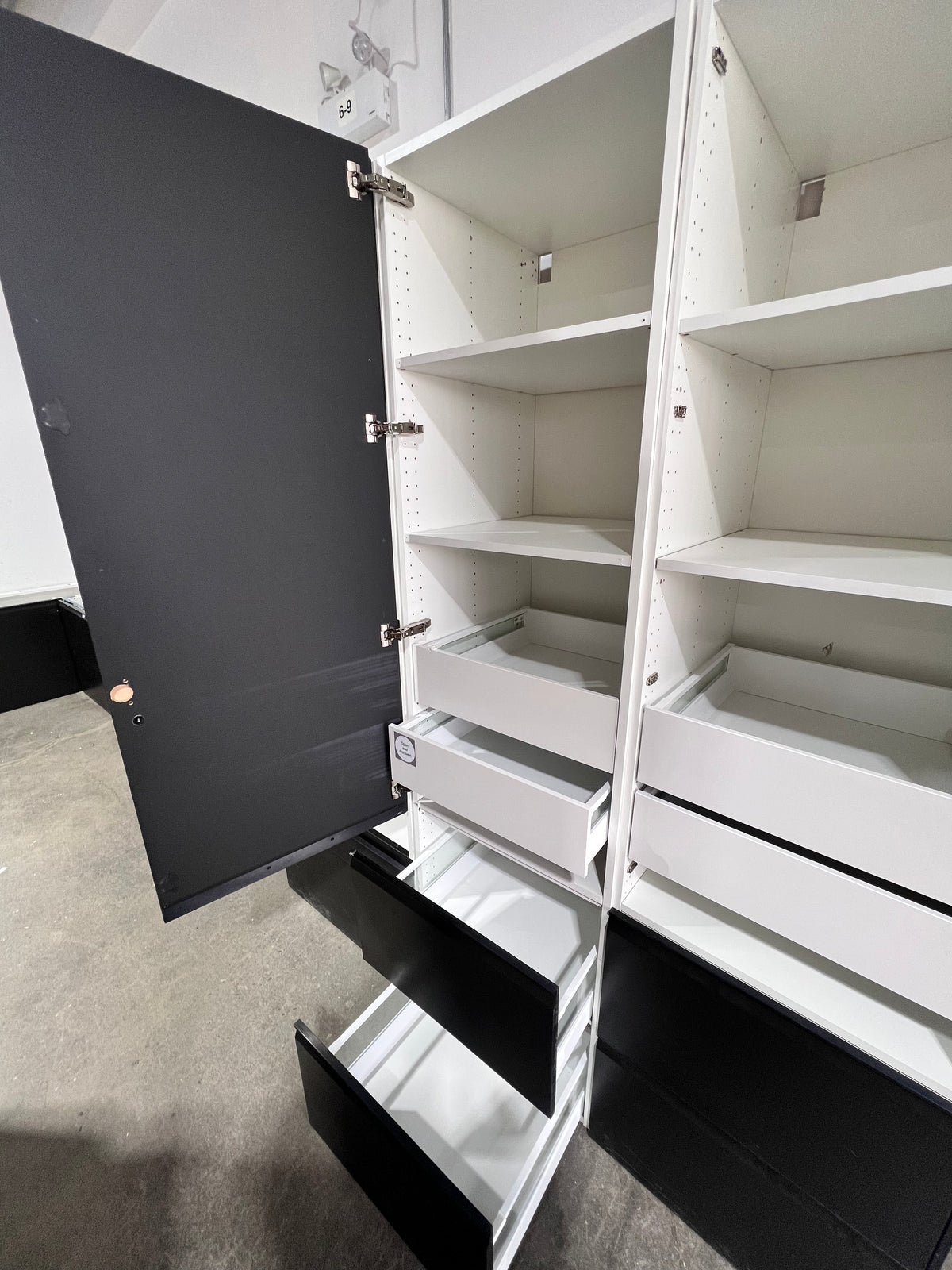 Black Tulip Kitchen Set