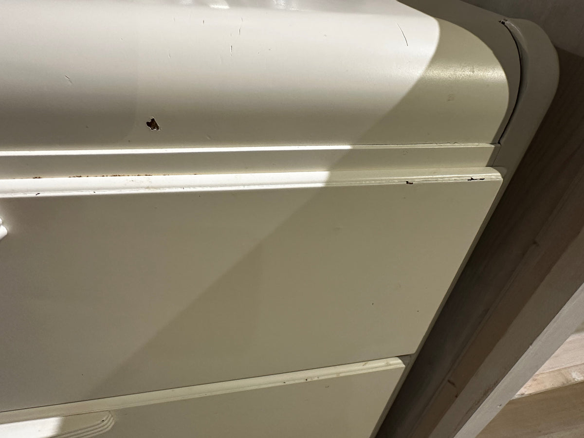 White 3-Drawer Dresser