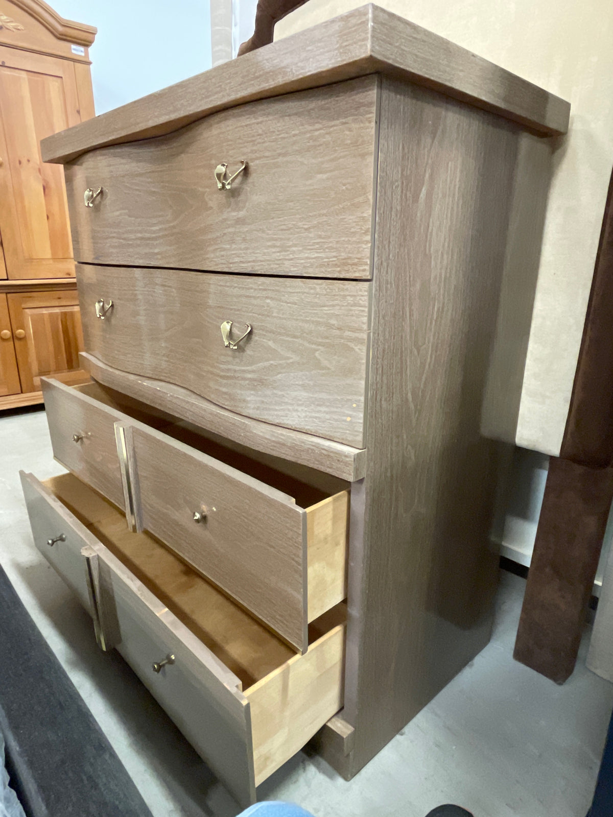 Dresser - 4 Drawer