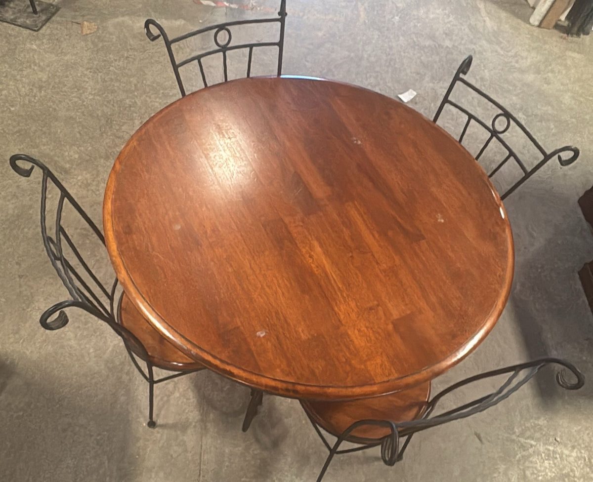 wooden  Round Table with 4 chairs
