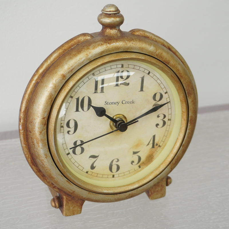 5.75-inch W Vintage Style Metal Table Clock