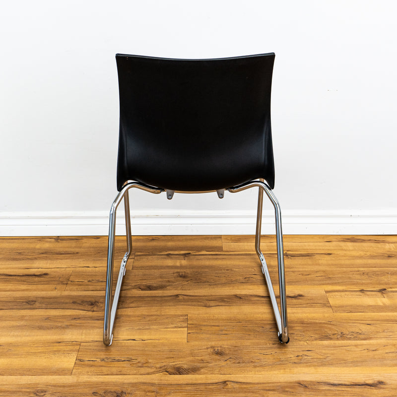 Plastic Chair - Black W 17 3/8" x H 18 1/4" x D 16 3/8"