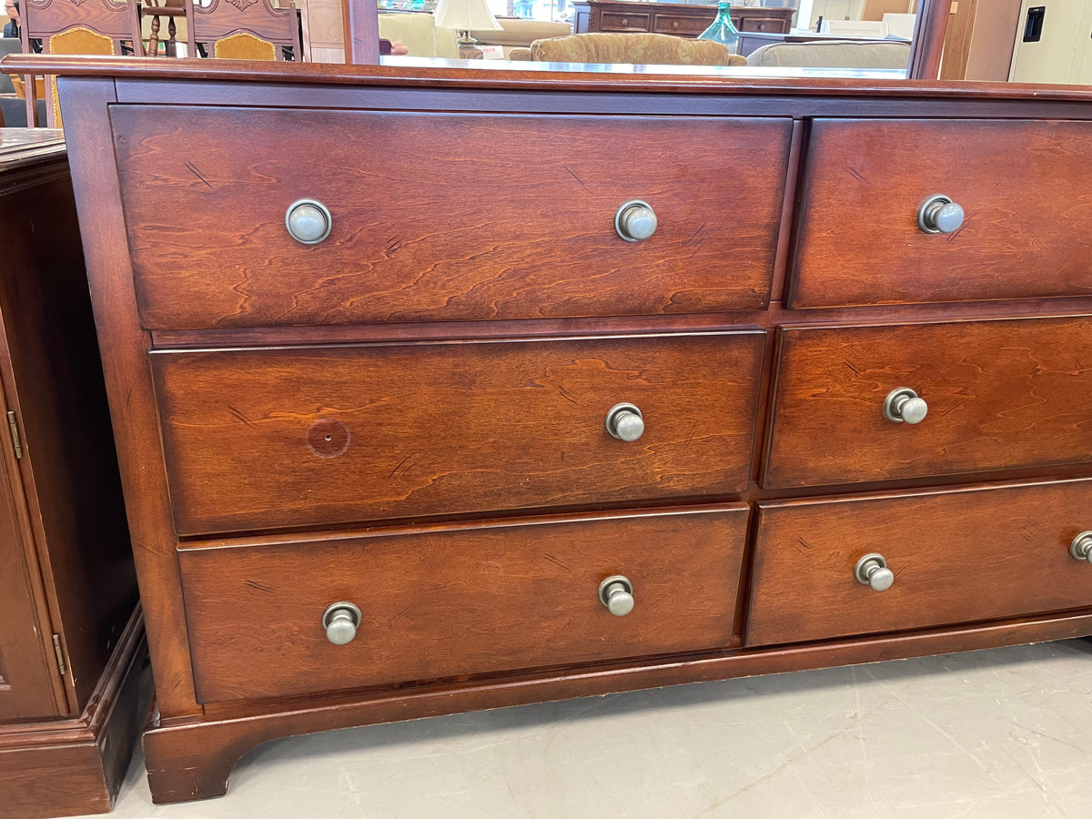 6-drawer Dresser with Attached Mirror (Round Pulls)