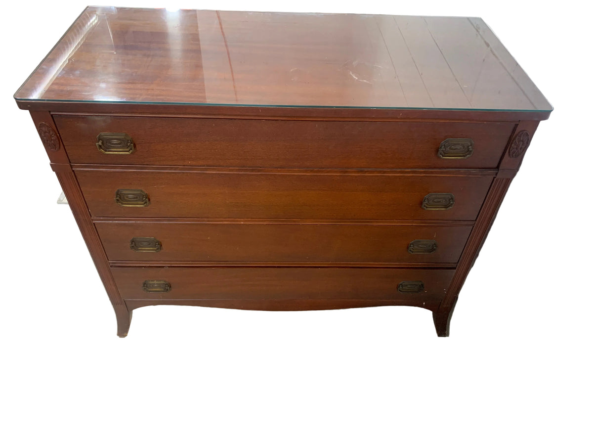 Pepplers Dresser with Glasstop