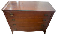 Pepplers Dresser with Glasstop