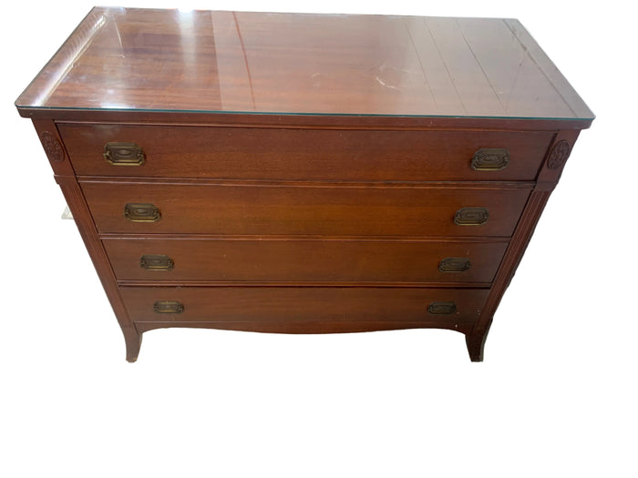 Pepplers Dresser with Glasstop