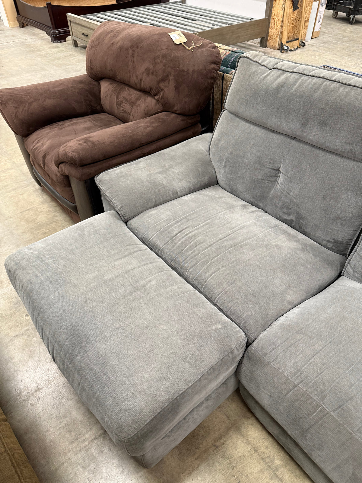 Light Grey 3-Seater Sectional Sofa + Ottoman