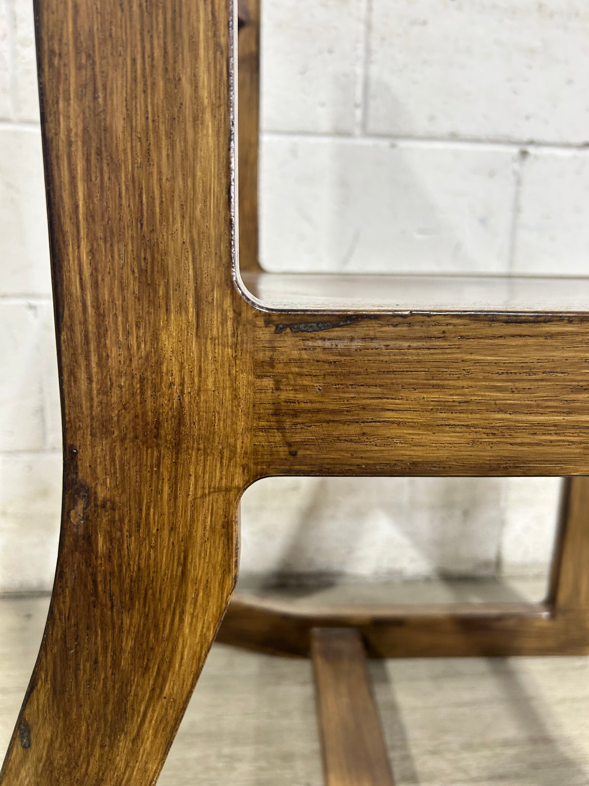Sencillo MCM Sculptural Chair (Dark)