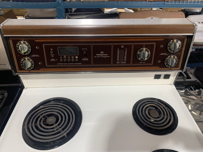 Freestanding Electric Range #AM9
